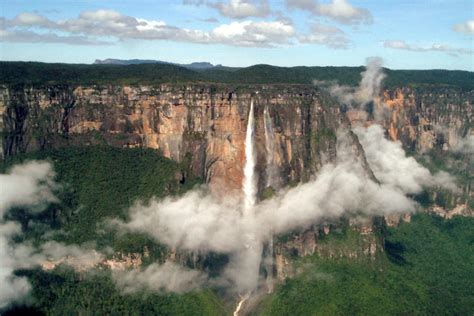 Angel Falls Der Höchste Wasserfall Der Welt Liegt In Venezuela