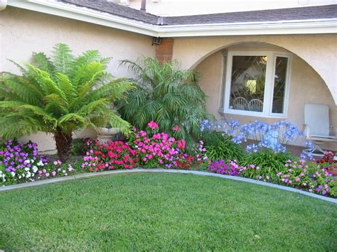 Some rewards of turning your lawn into an amazing edible garden… if you like this story, be sure to share it with your friends and inspire someone you know. Lawn care: Turn your messed-up lawn into a beautiful haven ...