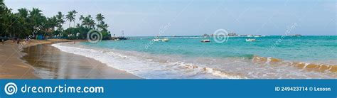 Hikkaduwa Sri Lanka March 4 2022 Panoramic View Of The Beach In
