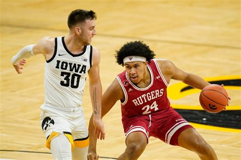 Rutgers Falls To Iowa In ‘3 Point Shooting Contest Drops 4 Game Win Streak