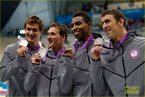 Us Mens Swimming Team Wins Silver In 4x100m Freestyle Relay Final