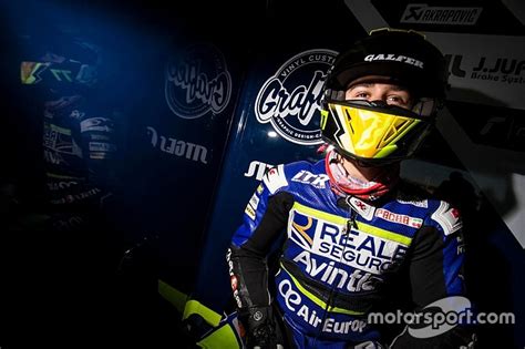 Moto3 2020 crashes and fails. Perez (14) overleden na crash in Spaans Moto3-kampioenschap