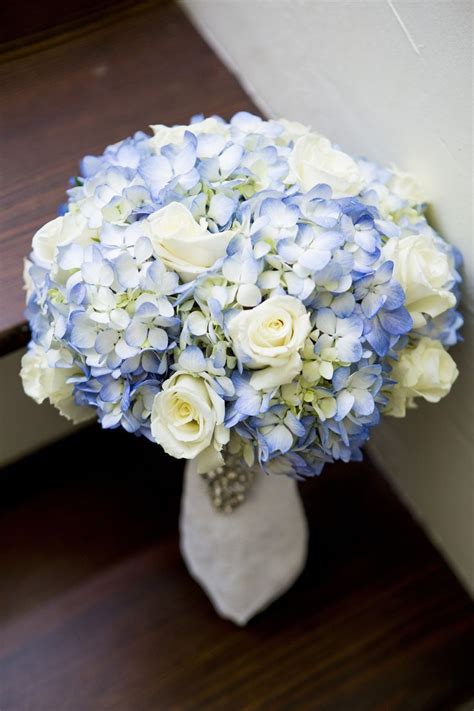 White Hydrangea Bouquets For Weddings Willxdesign
