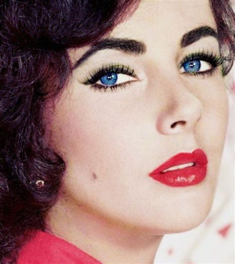 Elizabeth Taylor s Eyes Shown in Rare and Stunning Photos Nữ thần Hollywood Brigitte bardot