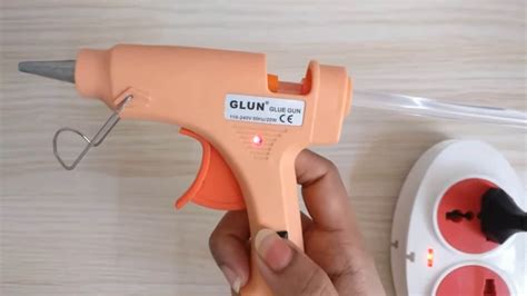 How To Use A Glue Gun Hot 8 Safety Tips