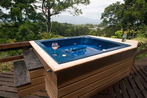Incorporating A Hot Tub Into A Small But Luxurious Space Love Chic Living