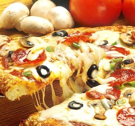 It even has a chewy, firm texture to support your favorite keto toppings! Fathead Pizza Dough- THE BEST KETO Pizza! 2 Net Carbs