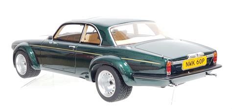 Lot Gt Spirit 1975 Jaguar Xj12 Big Cat Scale Model Car