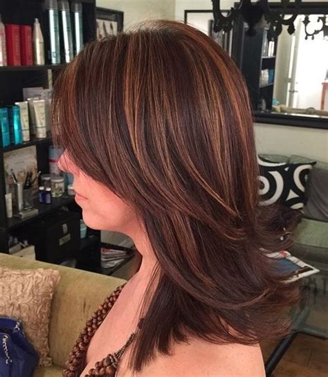 Furthermore, subtle highlights such as brown tones add a. 40 Best Medium Straight Hairstyles and Haircuts - Stylish ...