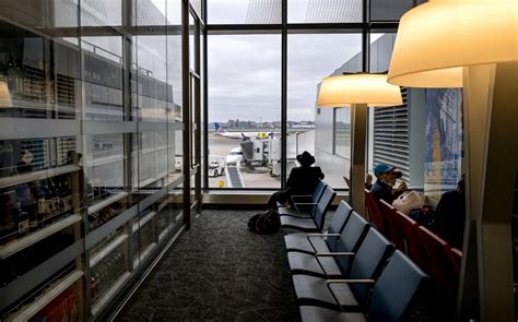 Ap Photos The Old And The New At Rebuilt Laguardia Airport Wtop News