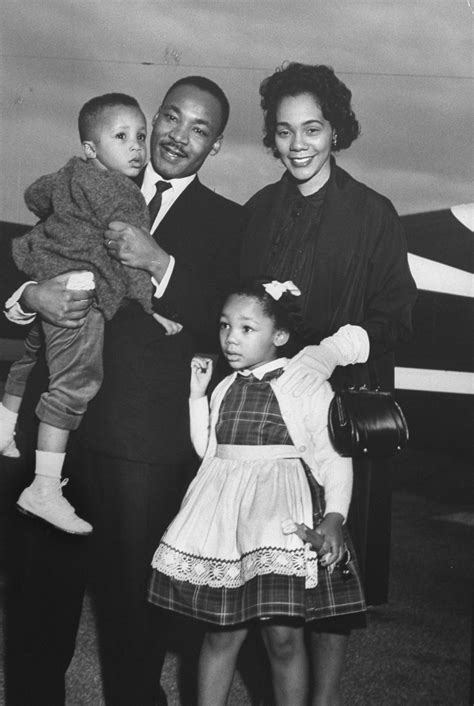 Bernice King Martin Luther King Jrs Daughter Hands