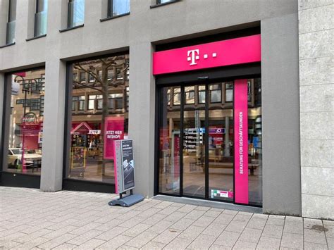 Versuchen sie dann eine dieser optionen zu banken. Deutsche Telekom Fulda: Smartphones, Tablets, Tariffs in ...