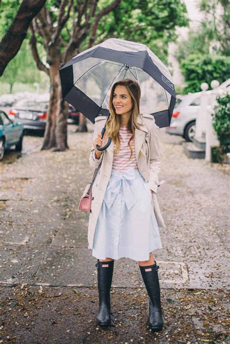 5 Ways To Wear Hunter Boots Gal Meets Glam