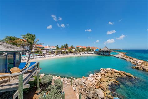 Press Avila Beach Hotel Curacao