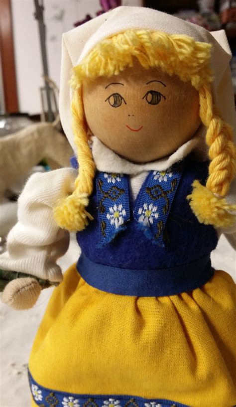 Vintage Wooden Dutch Girl Doll Bendable Arms Flowers Blonde Etsy