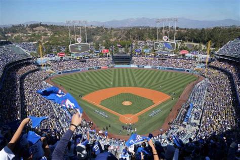 Mlb News Dodger Stadium Concession Workers Could Strike Before All Star Game