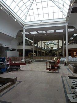 Explore over 200 stores, and restaurants at this toronto mall. Sherway Gardens - Wikipedia