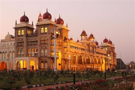 Bangalore Mysore Tour Packages | Roundtrip - TaxiBazaar