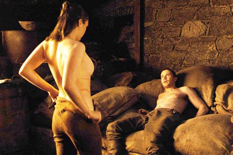 Game Of Thrones Fans Freak Out Over Weird And Uncomfortable Sex Scene In Season S Second