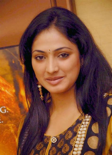 Haripriya New Photo Stills Actor Actress Photo Stills Gallery