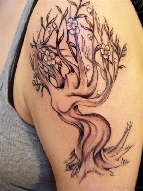 50 Stylish Tree Tattoos On Shoulder