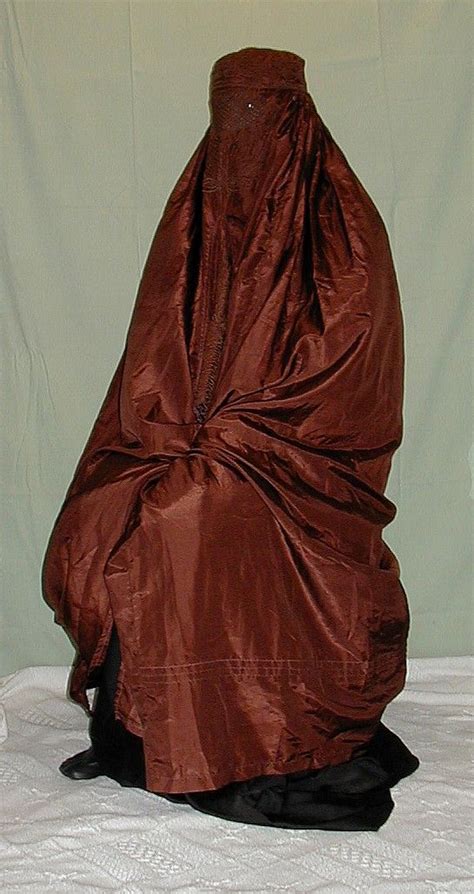 Pin by zameena ansari on my hijab black abaya designs. Pin on Niqab / Burqa / veils & masks | Burka fashion, Pakistani bridal dresses, Modest outfits