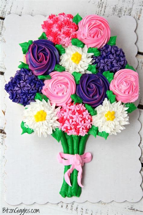 Mothers Day Cupcake Cake With Free Printable Cupcake Flower Bouquets