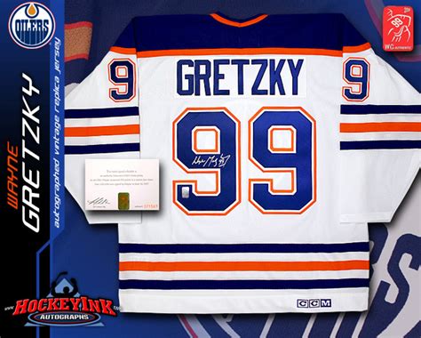 Shop for wayne gretzky oilers jerseys, tees, collectibles, and other great wayne gretzky edmonton oilers gear at the official online store of the national hockey league. WAYNE GRETZKY Signed CCM Classic Replica Edmonton Oilers ...