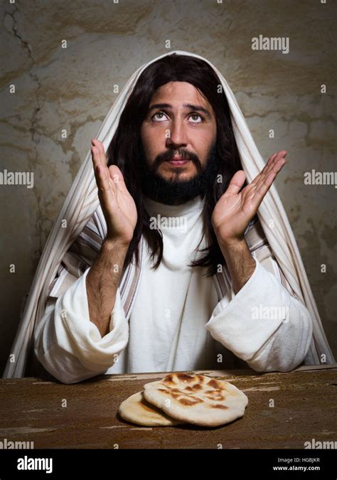 Jesus Partiendo El Pan Fotografías E Imágenes De Alta Resolución