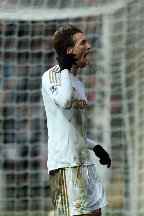 Why Michu Will Win The Pfa Player Of The Year Award Football Metro News