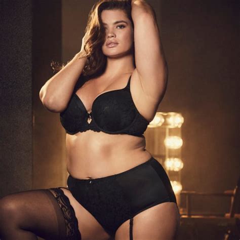 Posing As A Plus Size Glamour Model Plus Size Glamour Model Agency
