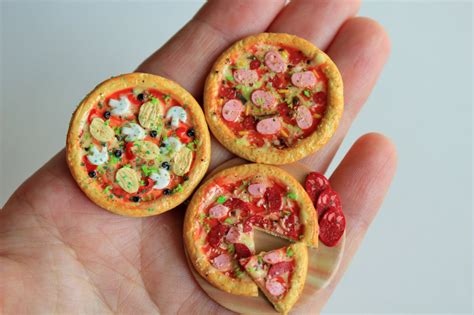 Food For A Doll Doll Pizza Made Of Polymer Clay Handmade 112 Scale