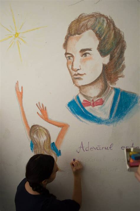 Luceafarul de mihai eminescu poezie universala please do not copy this video. FOTO: Mihai Eminescu, desenat cu creta, la intrarea în ...
