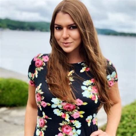 Leah Rose Clements Net Worth 2023 Bio Career Wiki Affair Height And Age