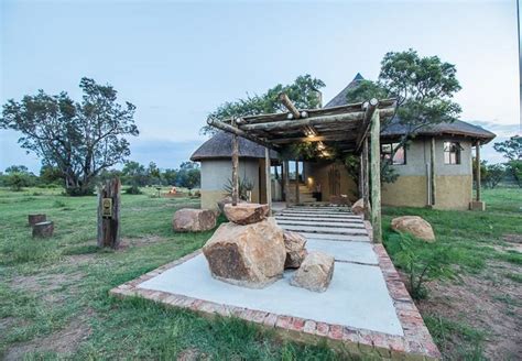 Lookout Safari Lodge In Hammanskraal Gauteng