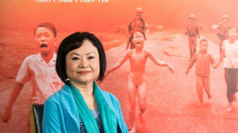 Kim Phuc The Little Girl With Napalm Tells 47 Years Later Teller