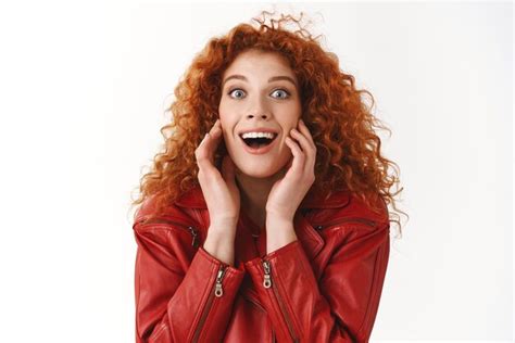 Premium Photo Closeup Amused Happy Cheerful Ginger Girl Curly Hairstyle Smiling Pleased Amazed