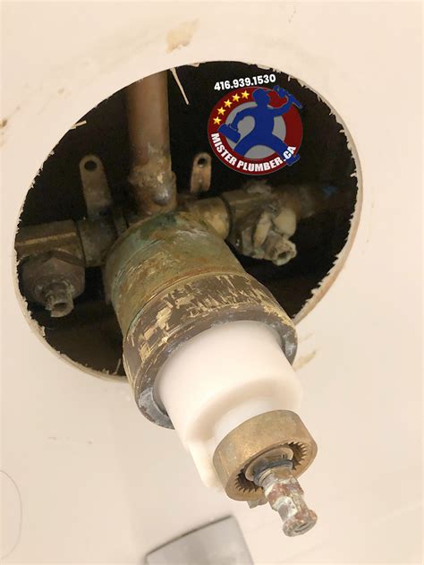 It should be between 100 and 120 degrees. Old "Delta" Shower Faucet Body - Mister Plumber