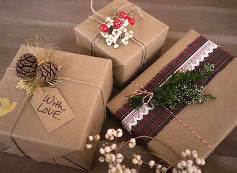 18 Brown Paper Christmas Gift Wrapping Ideas  StayGlam