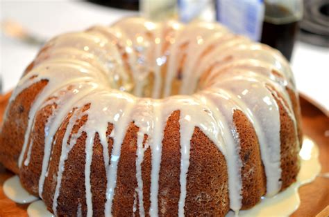 Tips *to make a simple berry topping, mix two or three kinds of berries with just a spoonful of sugar and a squeeze of lemon juice. Paula Deen's Brown Sugar Pecan Pound Cake | Baking recipes ...