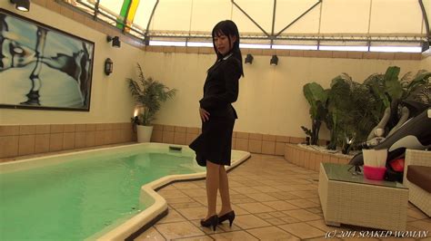 Soaked Woman 〜business Attire〜 Pool 18