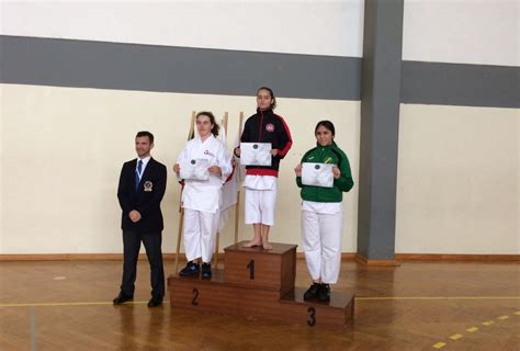 Karatecas Com Boa ParticipaÇÃo Clube Desportivo De São Roque