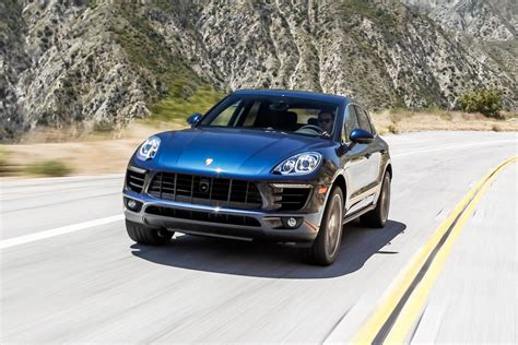 2018 Porsche Macan Suv Pricing And Features Edmunds