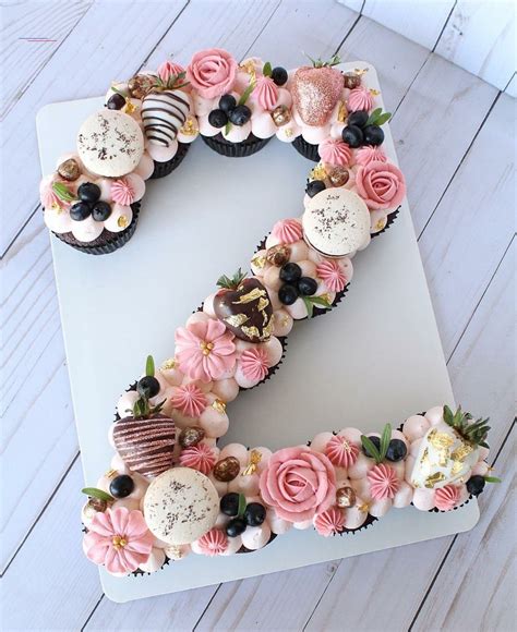 Number Cupcake Cake Template
