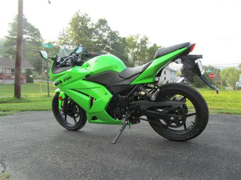 I guess its 600 cc. 2008 kawasaki ninja 250r green for sale on 2040motos