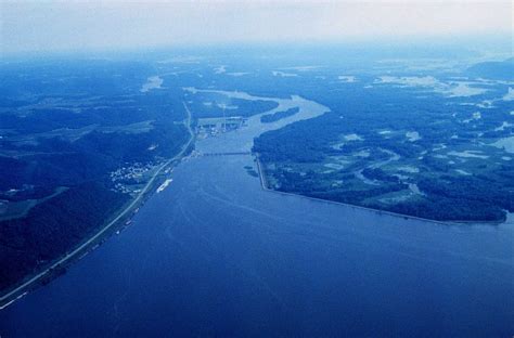 Displaced native old english ēa. River Mississippi Wallpapers Images Photos Pictures ...