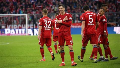 Get fc bayern munchen with fast and free shipping for many items on ebay. رقم تاريخي وصدارة تهديفية لليفا أمام فولفسبورج