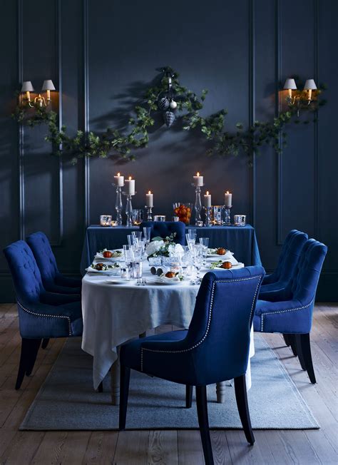 Capture The Spirit Of The Season With Rich Colours Moody Lighting And