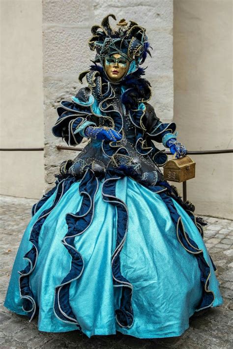 Carnival Of Venice Venice Carnival Costumes Venetian Costumes