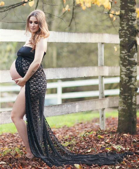 The Helena Maternity Photography Gown Black